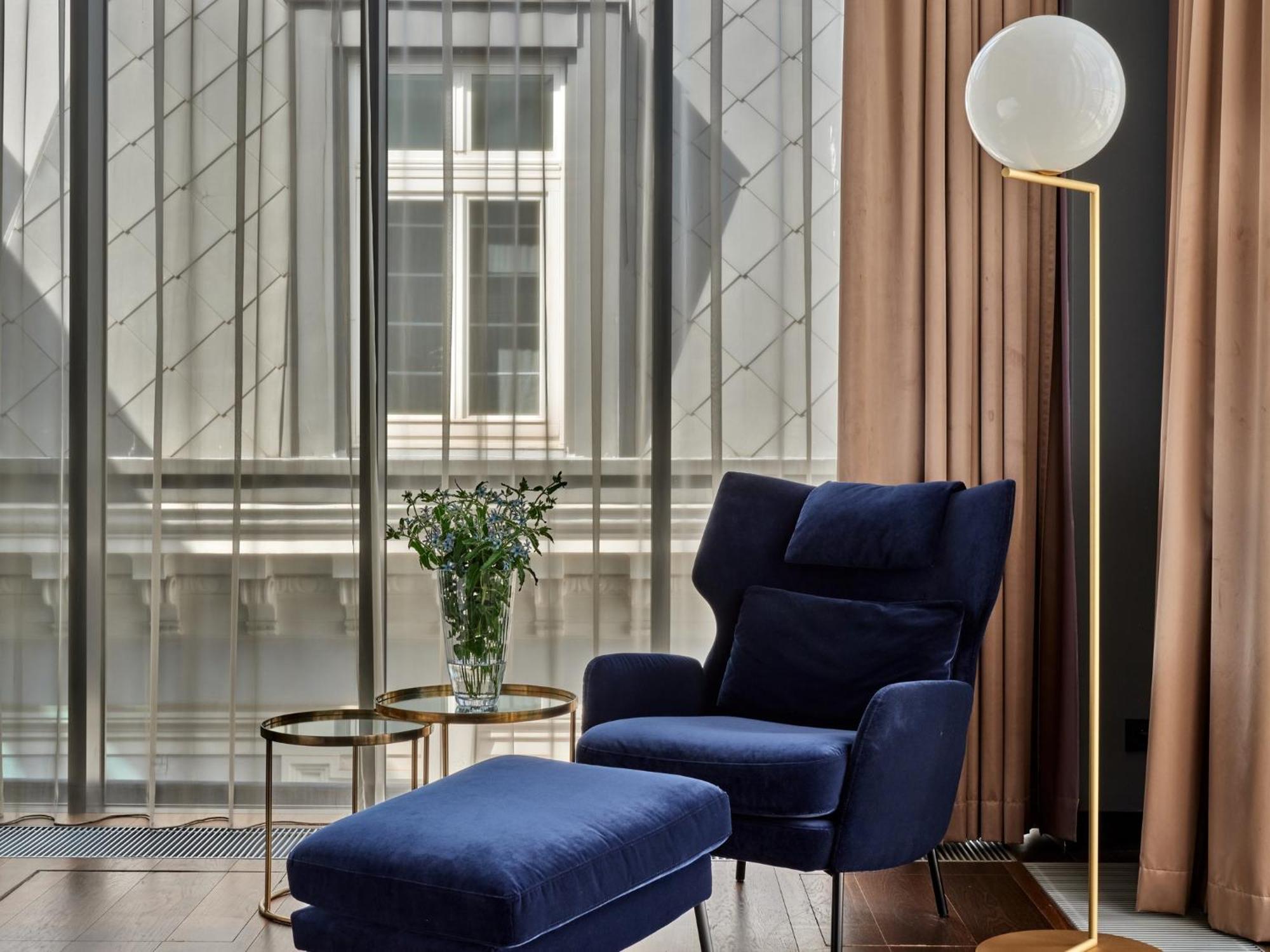 Hotel Indigo Warsaw Nowy Swiat By Ihg Екстериор снимка